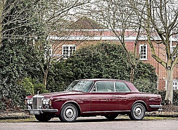 Former host James May sells his Rolls-Royce Corniche due to allergies