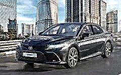 Gerestylde Toyota Camry in Rusland - nieuwe motoren en uitrusting