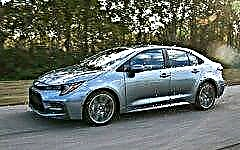 Recenze Toyota Corolla Sedan 2019-2020 - specifikace a fotografie