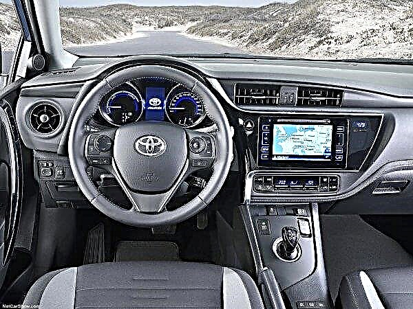 Toyota Auris 2016: pohodlí, komfort a praktičnost