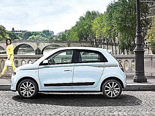 Renault Twingo 2015 - the third generation of the compact city car