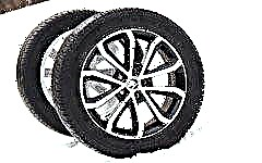 Je povoleno jezdit na letních pneumatikách v zimě?